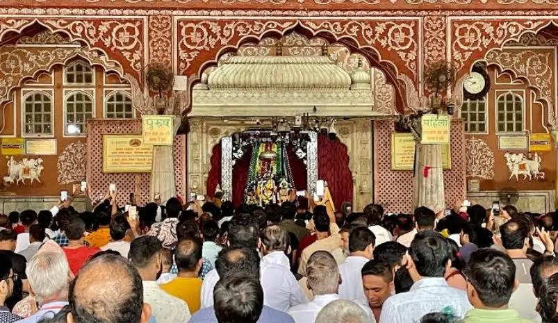 Govind Dev Ji Temple Jaipur Guide: Darshan Timings, Aarti Schedule & Travel Tips