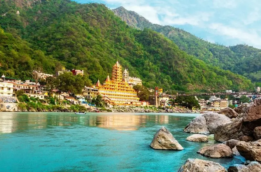 Delhi to Rishikesh by Private Car: Day Trip vs Overnight Stay and Complete Driver Cost Guide