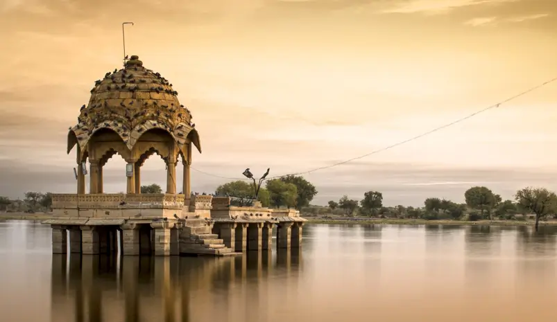 Luxury Jaisalmer Tour Packages – Palaces, Heritage Hotels & Desert Camps