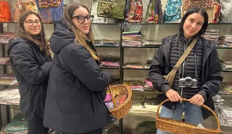 Rajasthan Shopping Guide – What to Buy and City-Wise Prices for Foreign Travellers