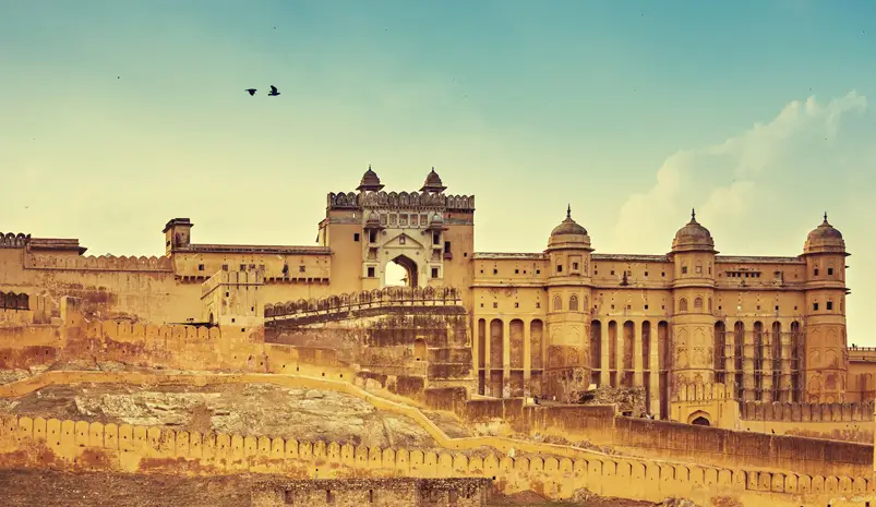 Top 10 Places to Visit in Jaipur for First-Time Travelers | Jaipur Sightseeing Guide