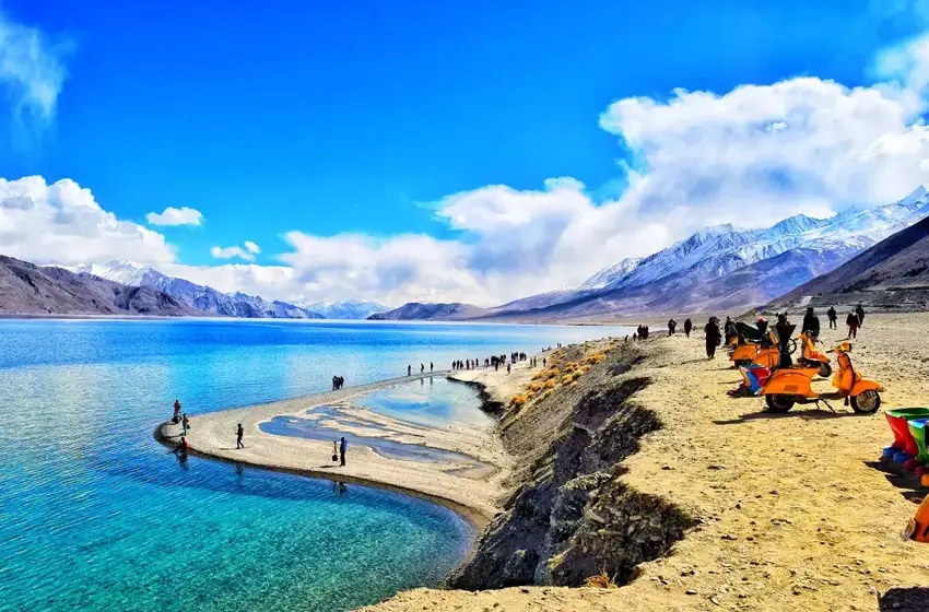 Delhi to Leh Ladakh Road Trip 11 Days – Manali, Sarchu, Nubra Valley & Pangong Lake Route