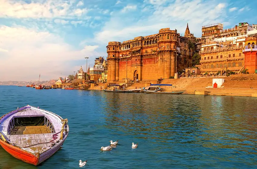 Varanasi & Kerala Tour 10 Nights 11 Days with Private Car & Driver