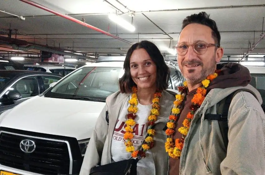 booking-a-car-with-driver-in-india